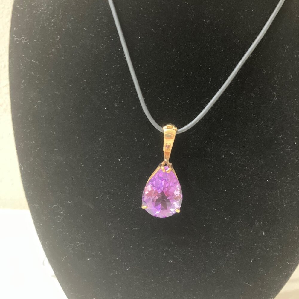 Large Amethyst Pendant set in 18K gold